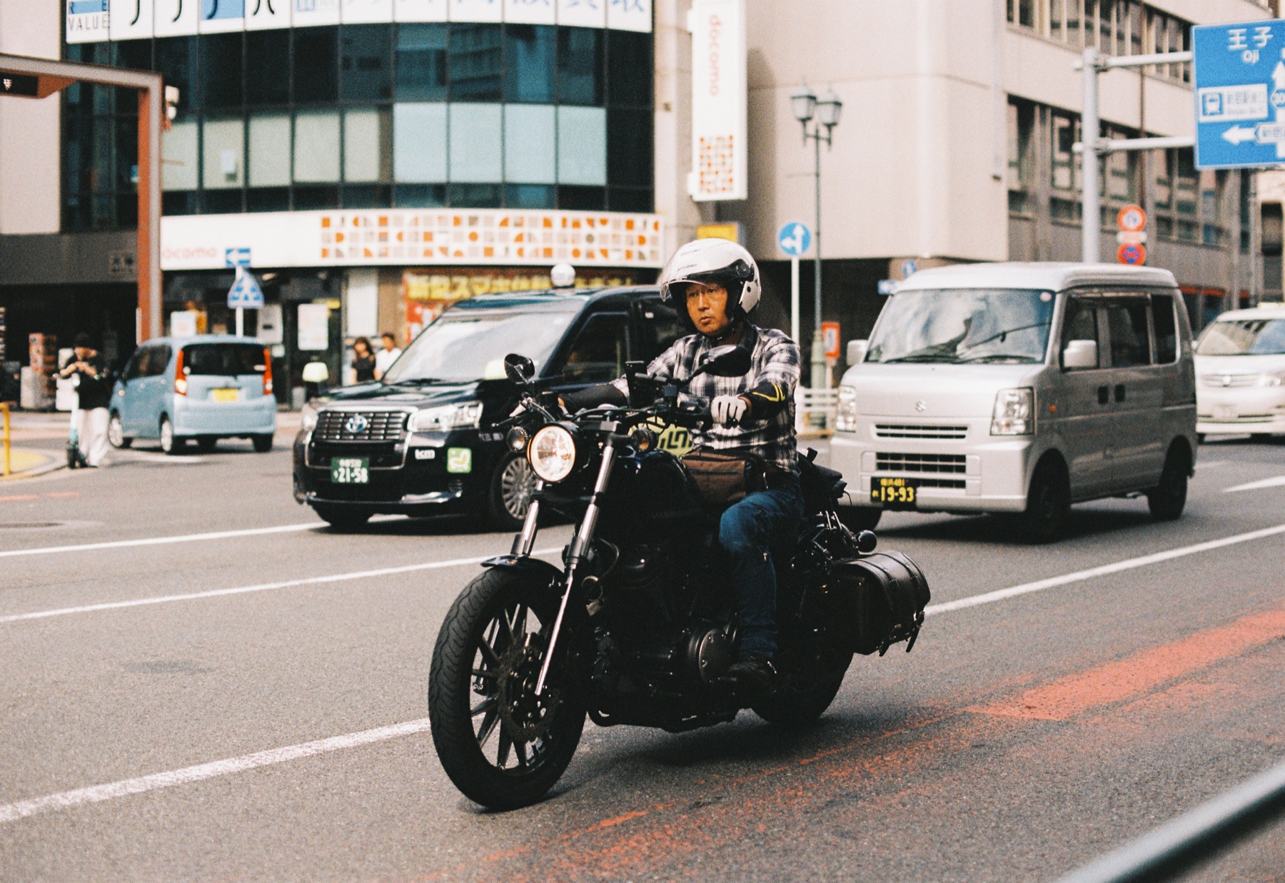 Roll 01 · Tokyo, frame 4