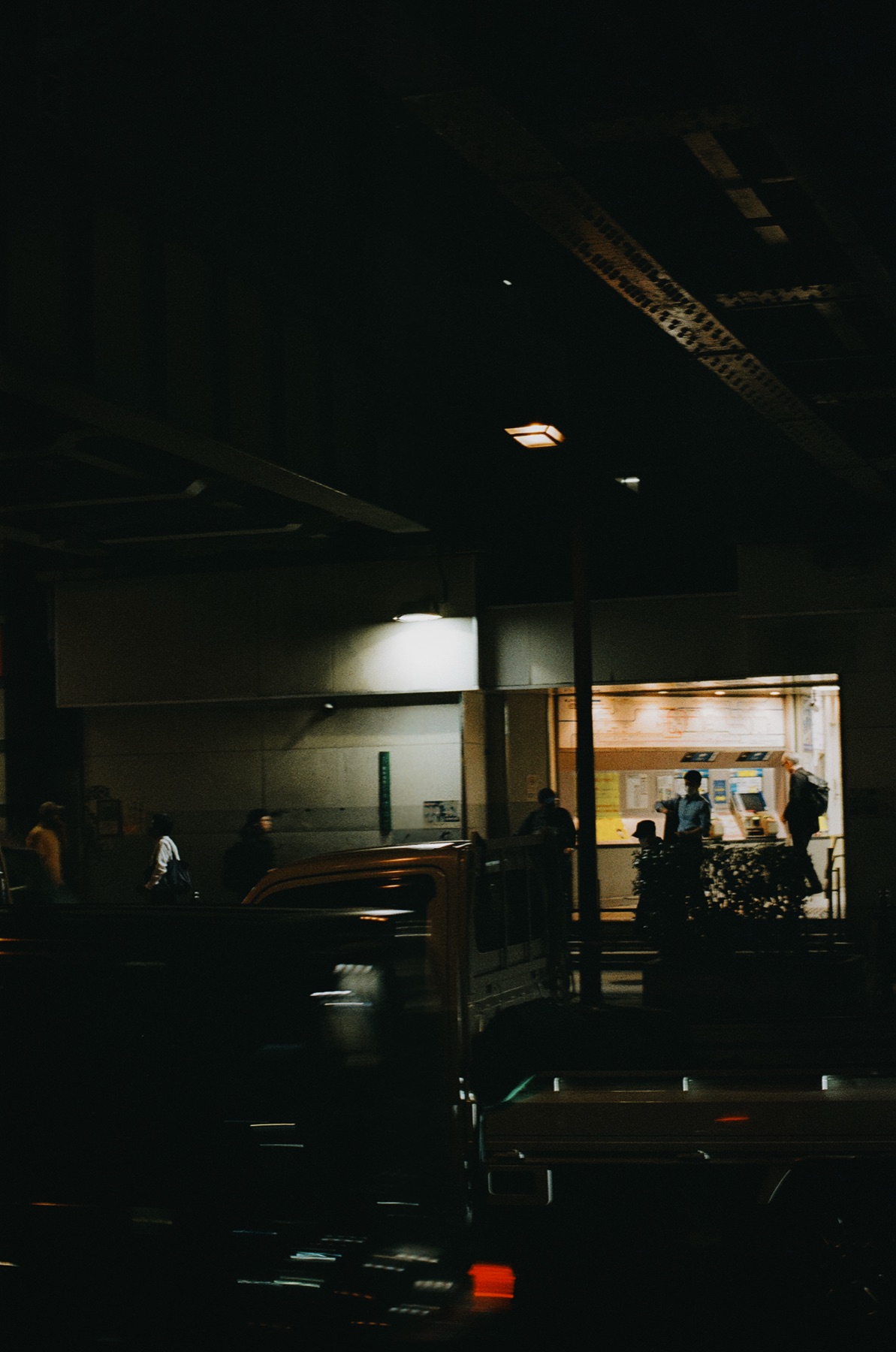 Roll 08 · Osaka, frame 14