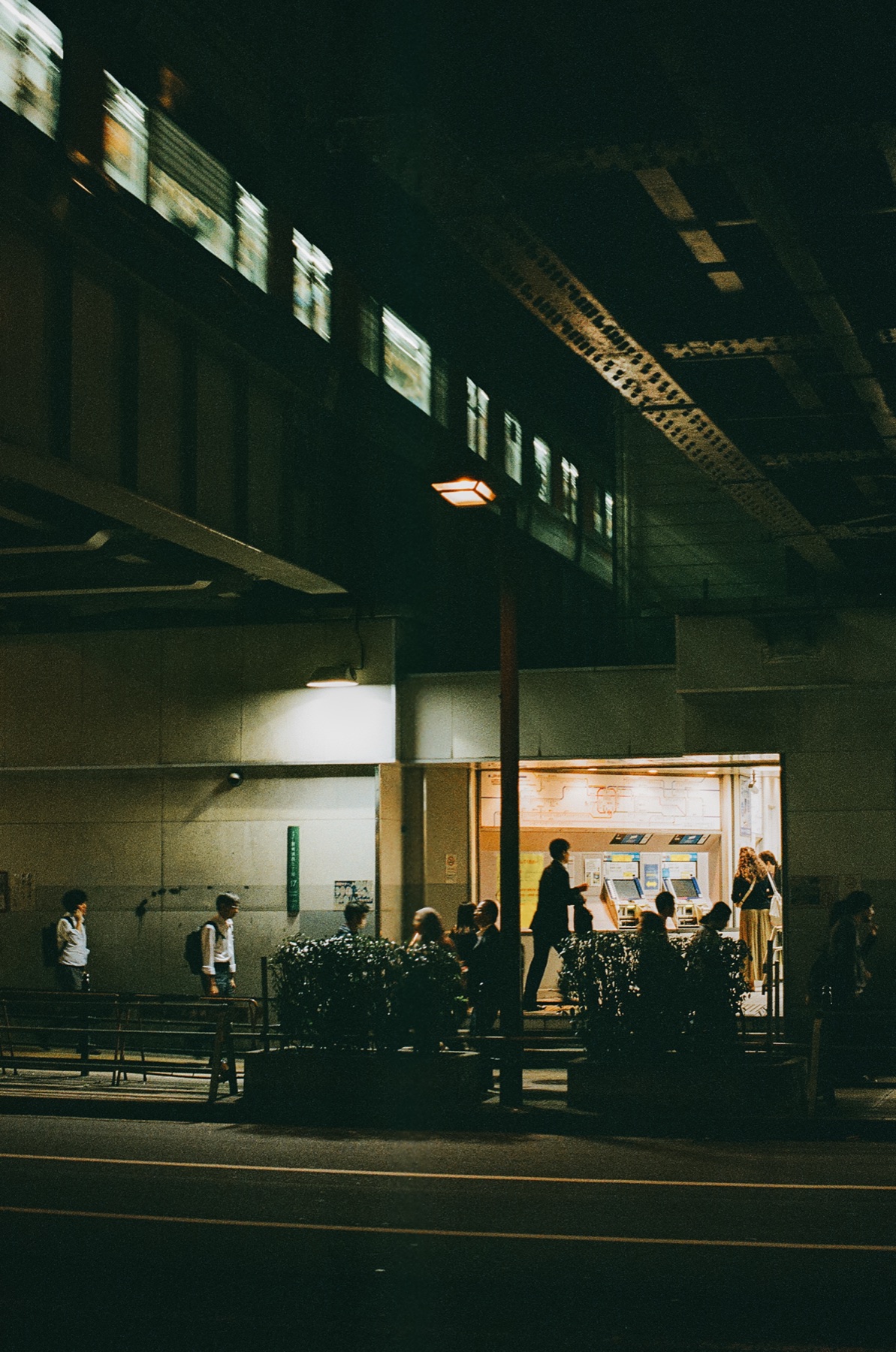 Roll 08 · Osaka, frame 15