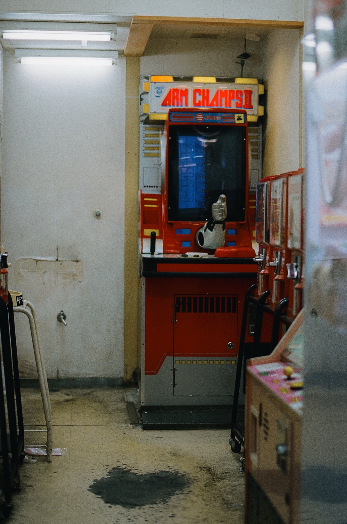 Roll 08 · Osaka, frame 22