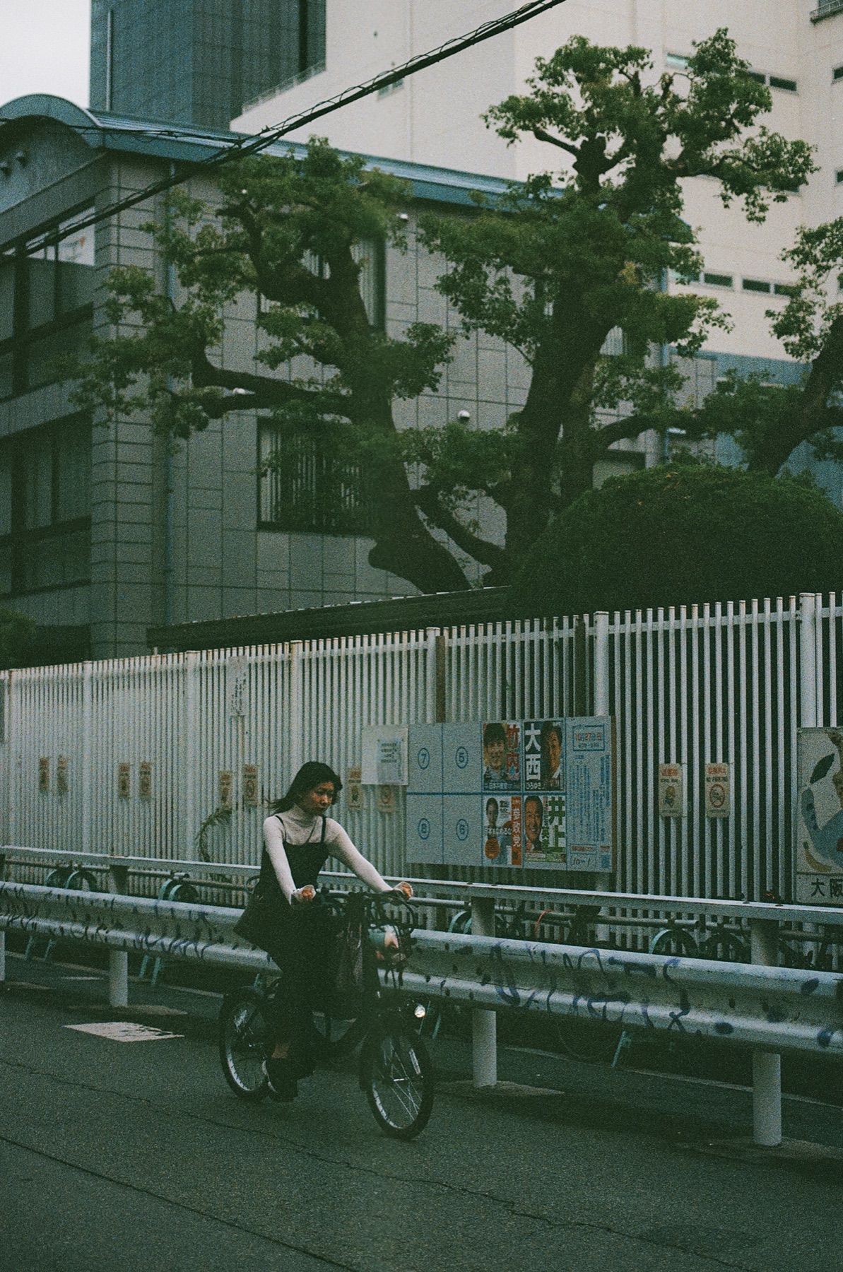 Roll 08 · Osaka, frame 30