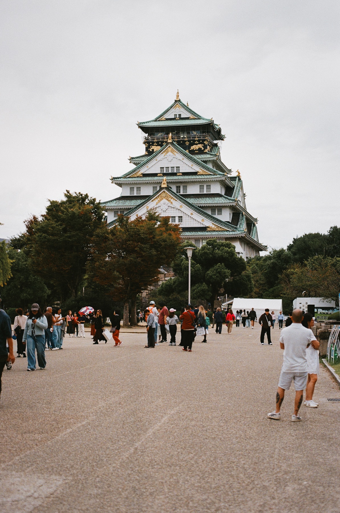 Roll 10 · Osaka Castle, frame 26